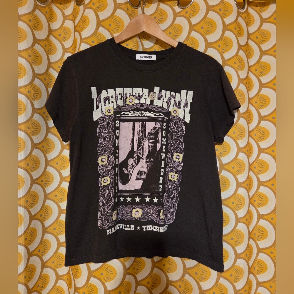 Daydreamer Loretta Lynne Graphic Tee Small